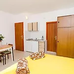 Lampalo Apartment