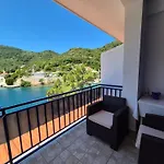 Lampalo Apartment *