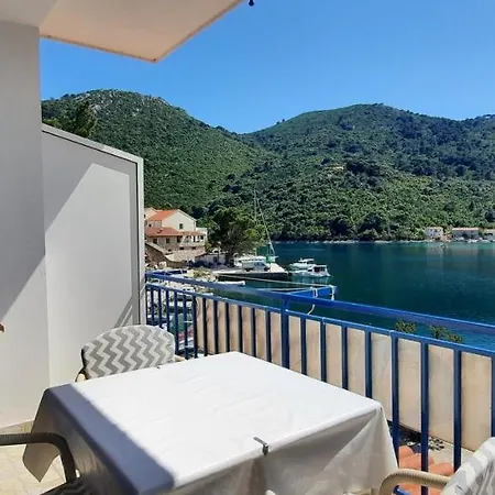 Lampalo Apartment