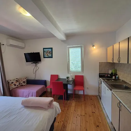Lampalo Apartment