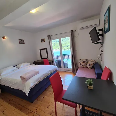 Διαμέρισμα Lampalo