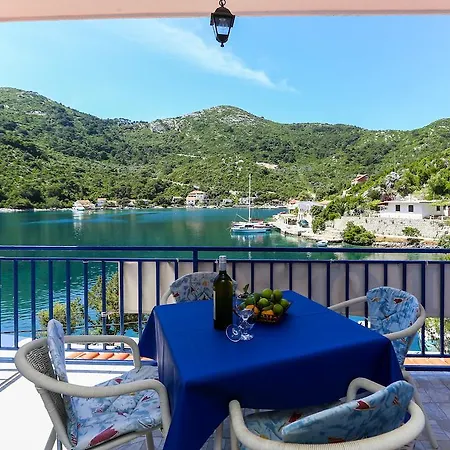 Διαμέρισμα Lampalo Okuklje